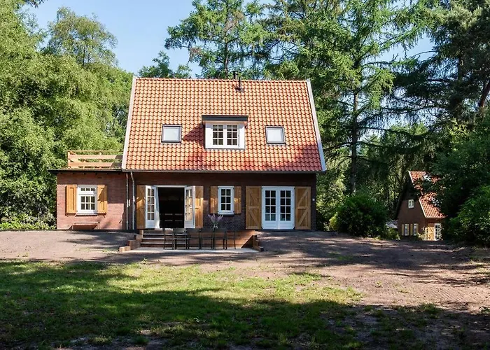 Fantastisch Familiehuis Met Grote Tuin I Bosrijk * Lunteren