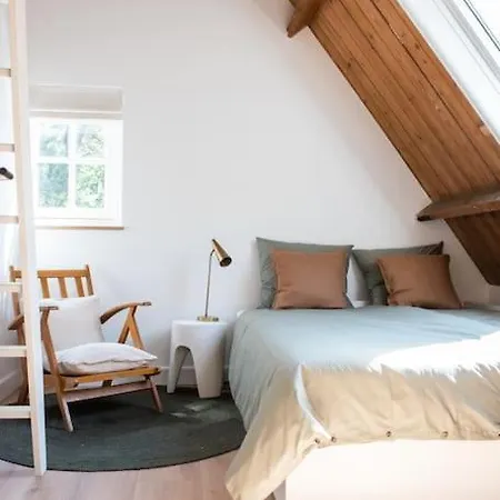 Вилла Fantastisch Familiehuis Met Grote Tuin I Bosrijk *