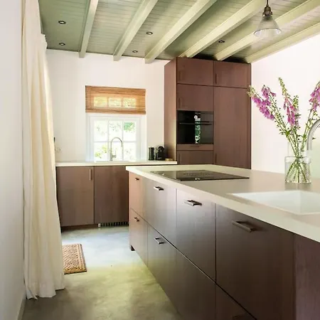 Fantastisch Familiehuis Met Grote Tuin I Bosrijk Вилла *